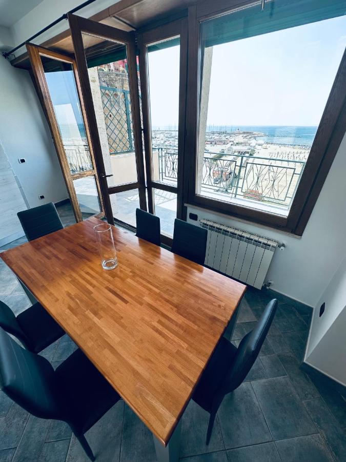 Newhouse Victoria - Sea View Apartment Nettuno Exterior foto