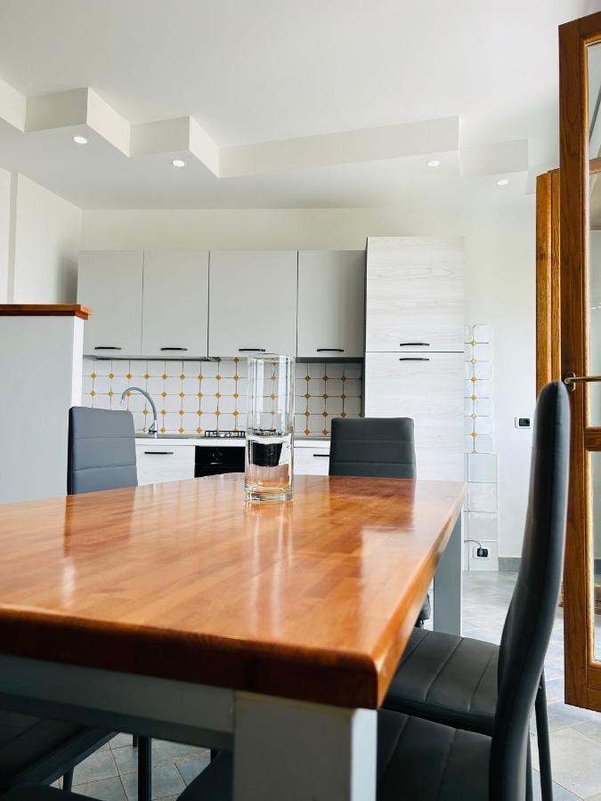 Newhouse Victoria - Sea View Apartment Nettuno Exterior foto